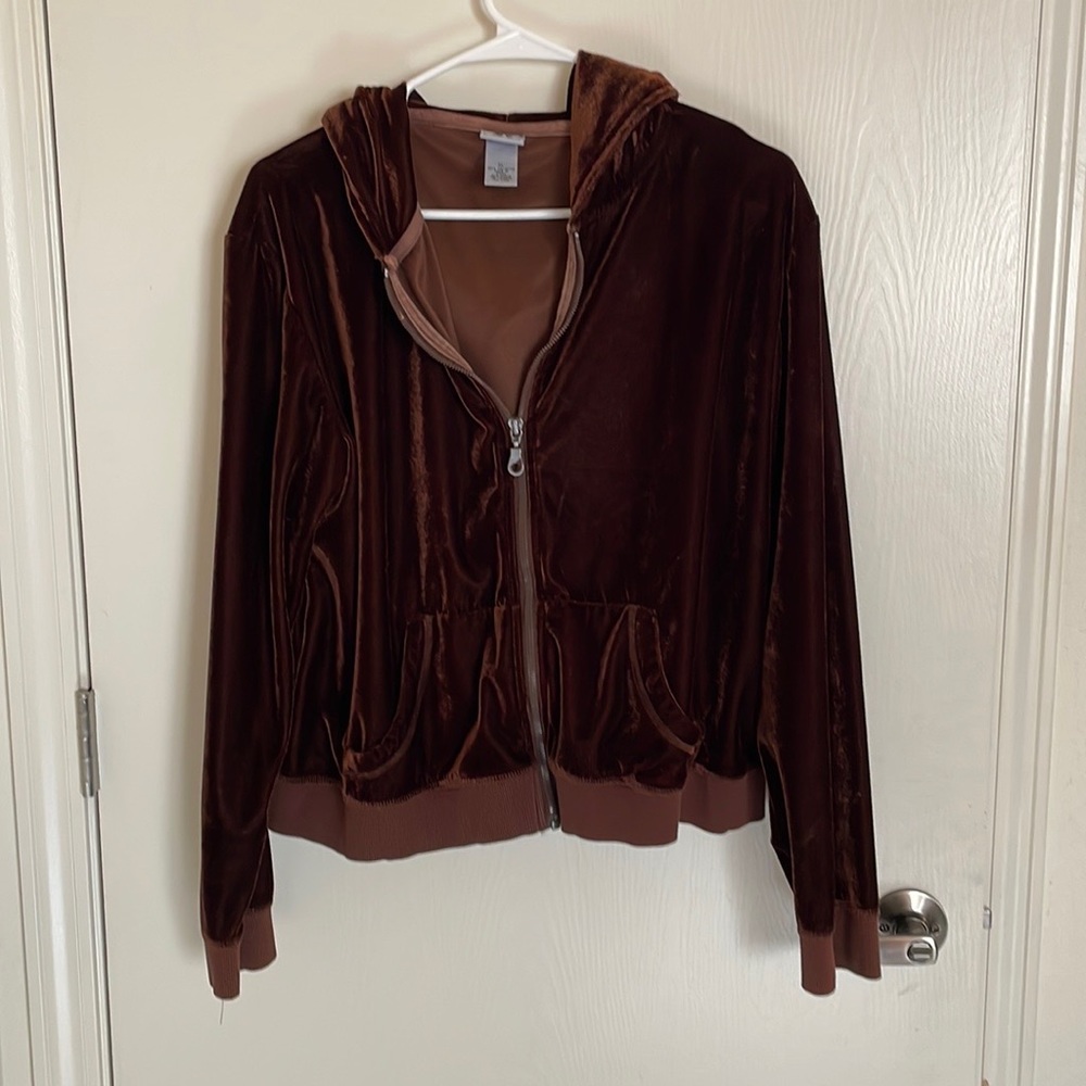 Boxy Velvet Crop Jacket✨